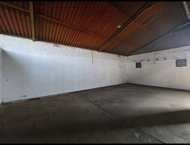 1,148M² WAREHOUSE TO LET IN ANDERBOLT